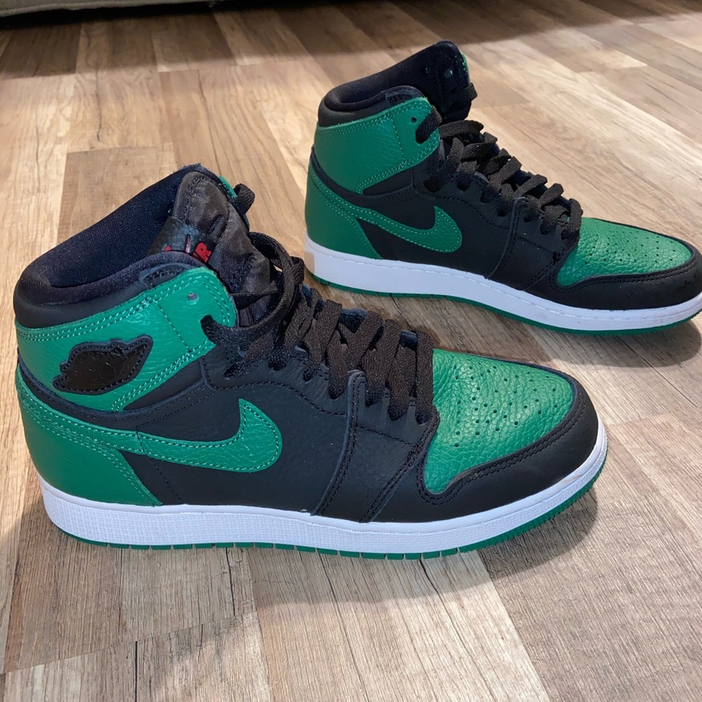 Pine Green 1s